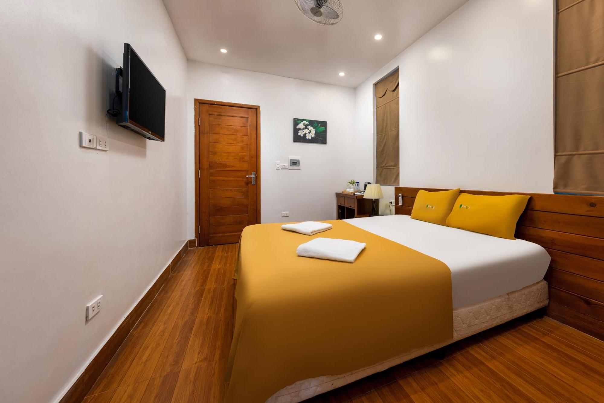 Catba Backpackers Hostel & Pool Bar Chan Chau Екстериор снимка