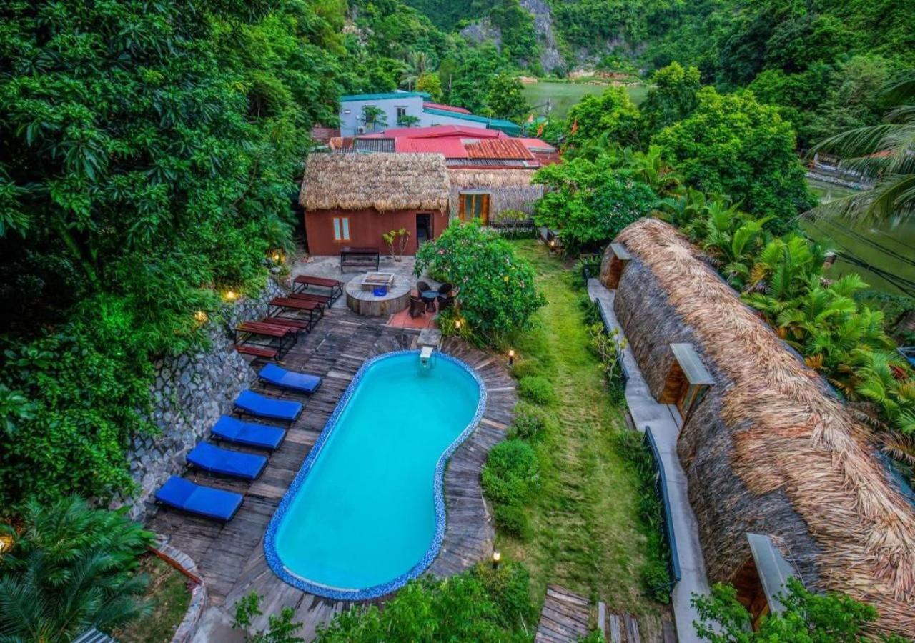 Catba Backpackers Hostel & Pool Bar Chan Chau Екстериор снимка